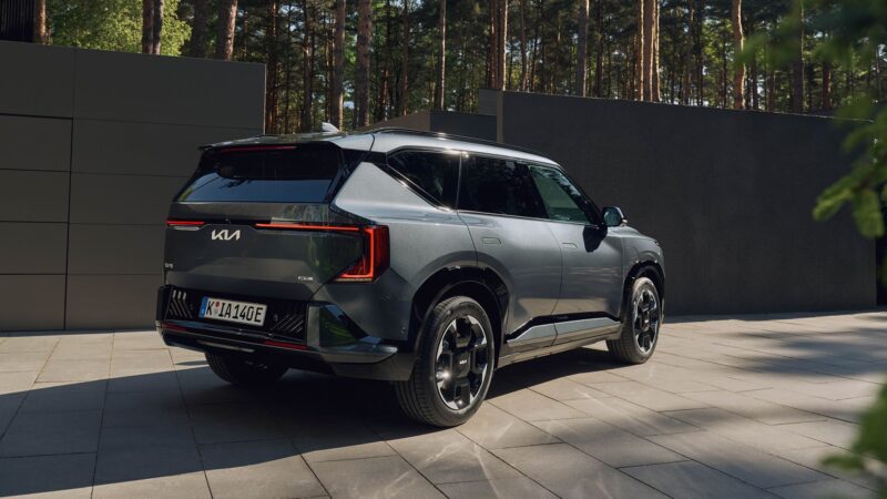 Kia EV5 visszahívás: a 2026-os modellévű Kia EV5 GT-Line hátulnézetből