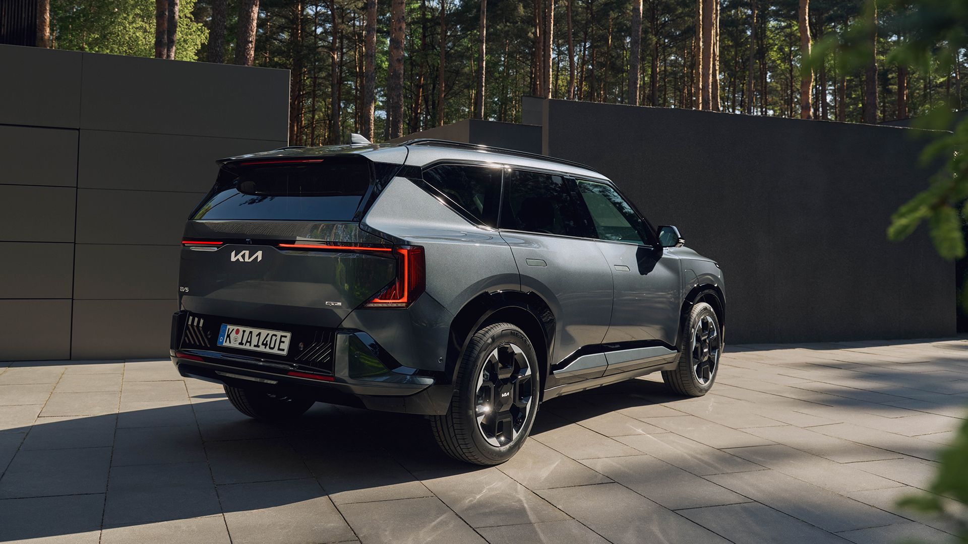 Kia EV5 visszahívás: a 2026-os modellévű Kia EV5 GT-Line hátulnézetből