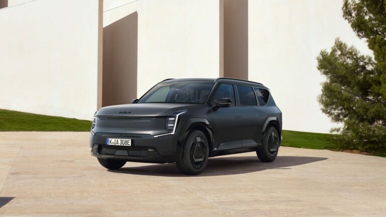 Kia guminyomás és téli gumi: Kia EV9 Special Black Edition keréktárcsákkal