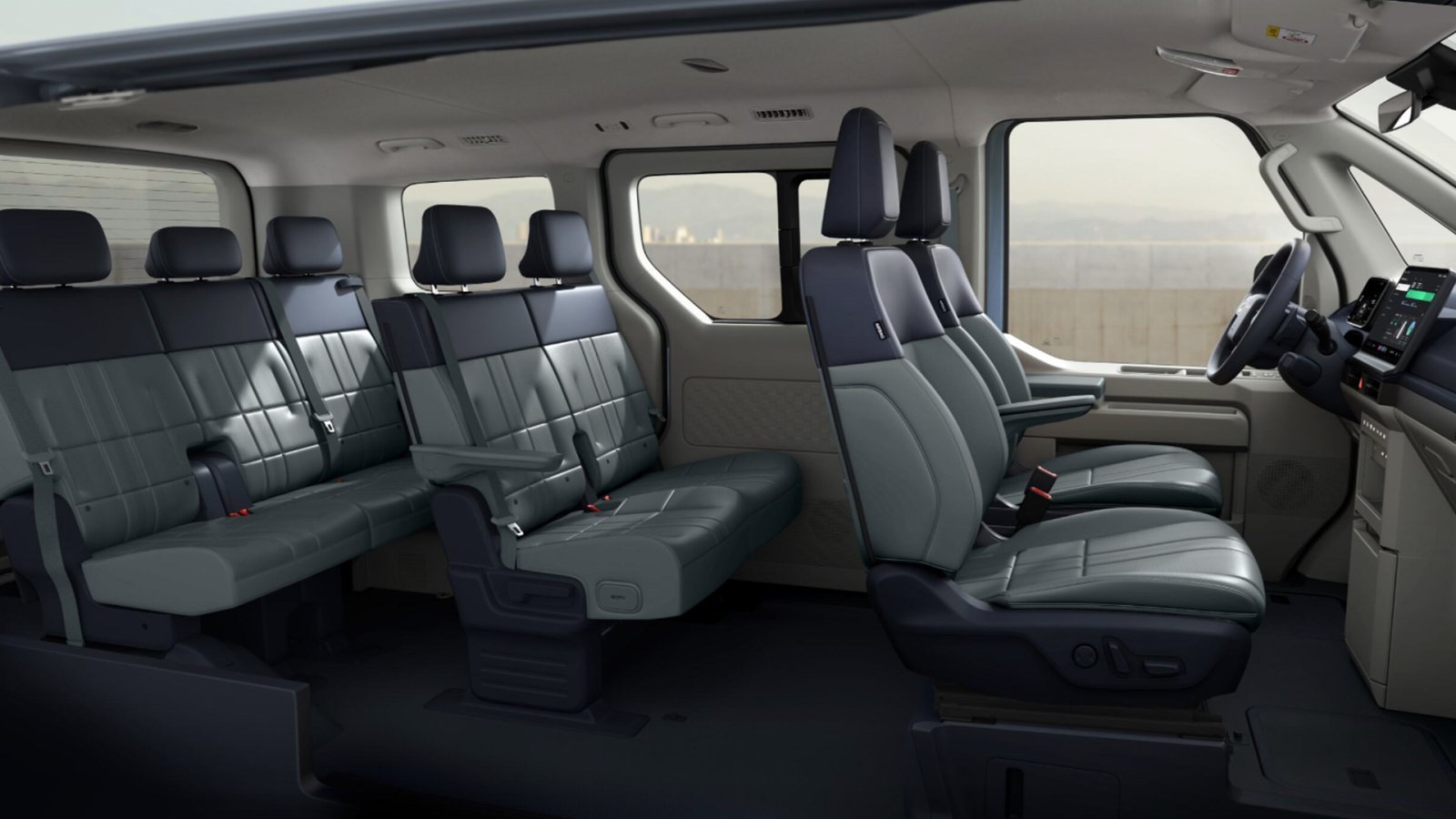 Kia gyerekülés helye a Kia PV5 Passenger elektromos autóban: háromsoros, hétüléses utastér